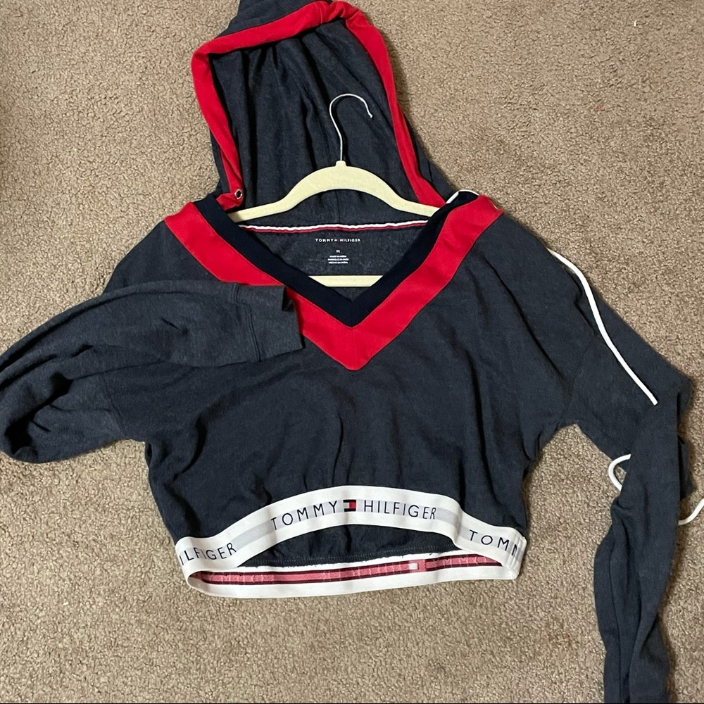 Tommy Hilfiger crop top